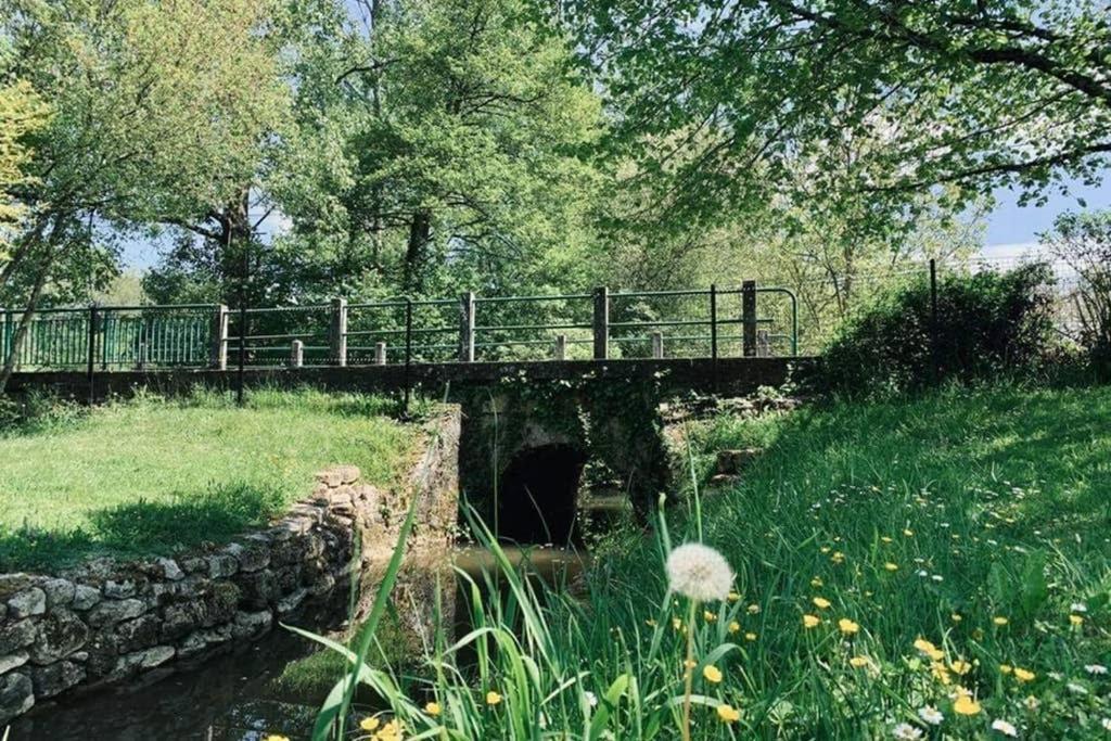 Gite Moulin De Lausseignan Barbaste Exteriör bild
