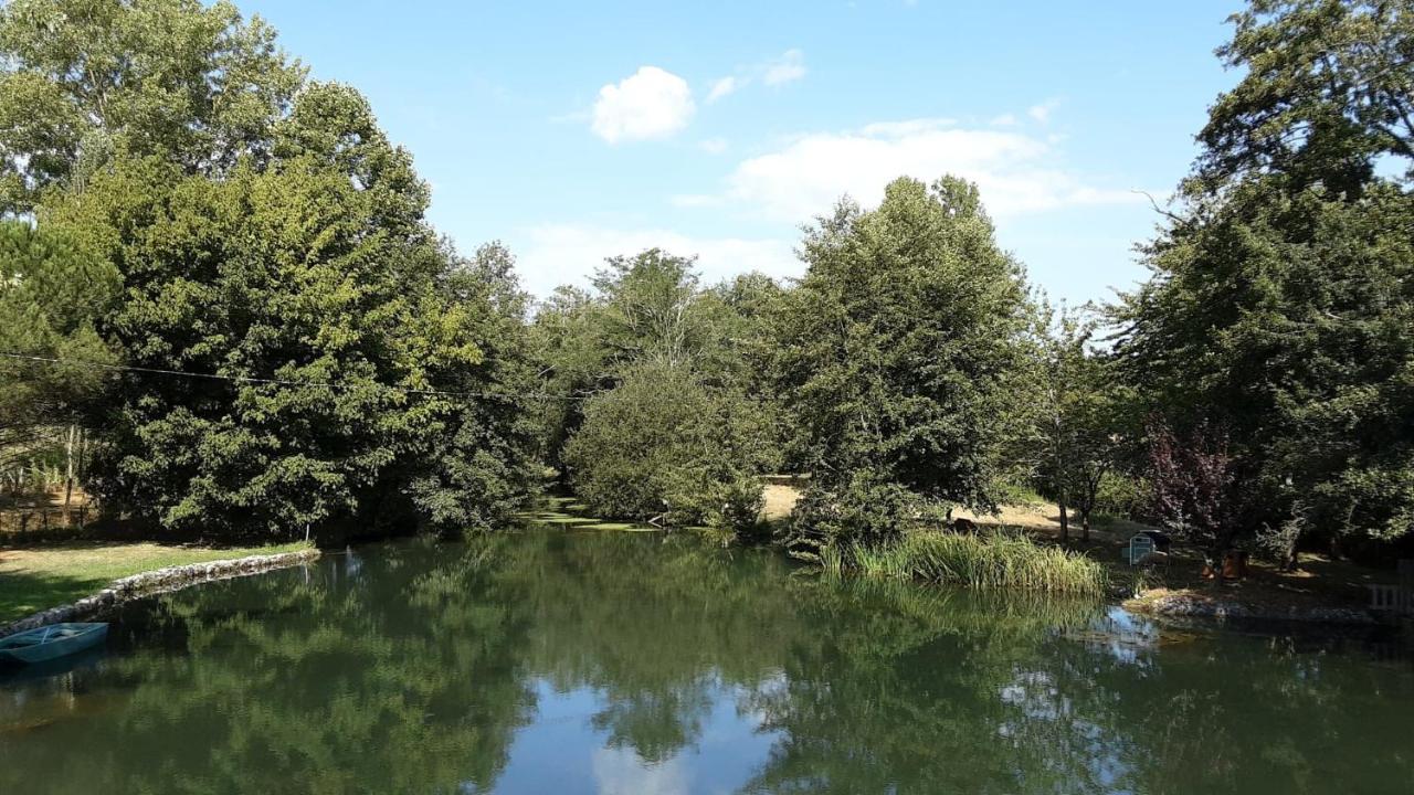 Gite Moulin De Lausseignan Barbaste Exteriör bild
